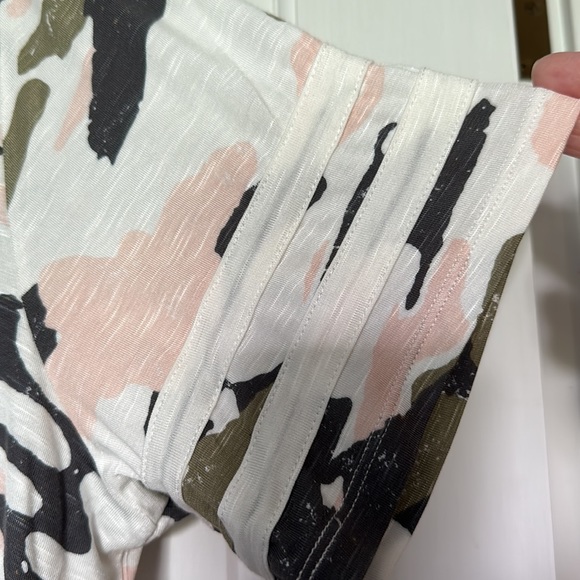 Maurices 24/7 Tee - Picture 4 of 8